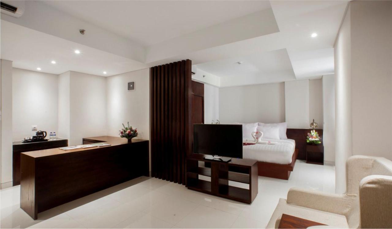 Signature Seminyak Hotel Экстерьер фото