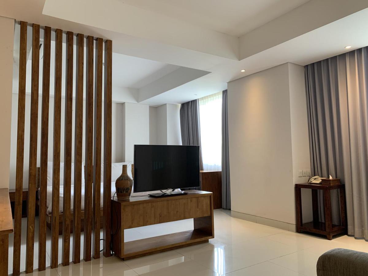 Signature Seminyak Hotel Экстерьер фото