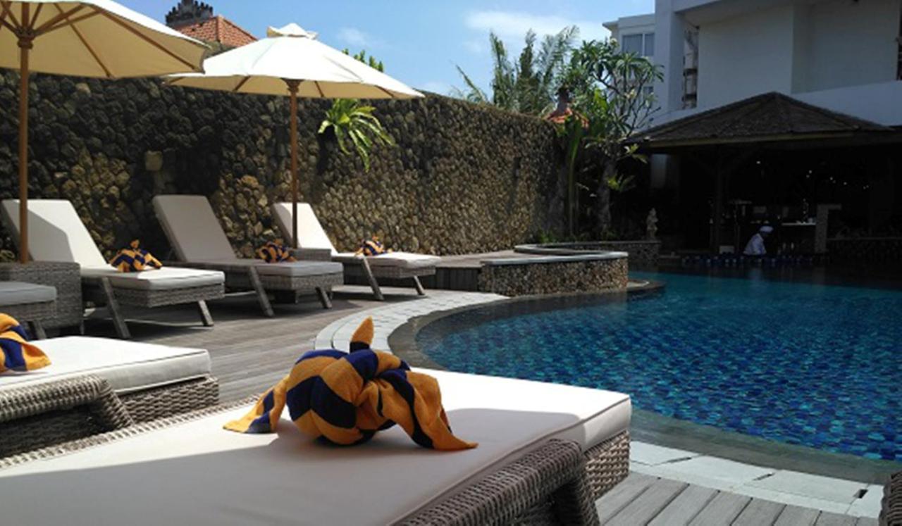 Signature Seminyak Hotel Экстерьер фото