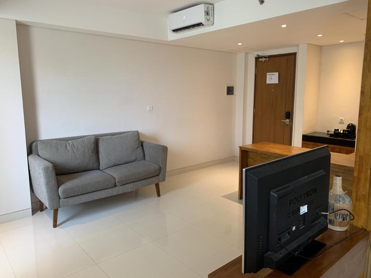 Signature Seminyak Hotel Экстерьер фото