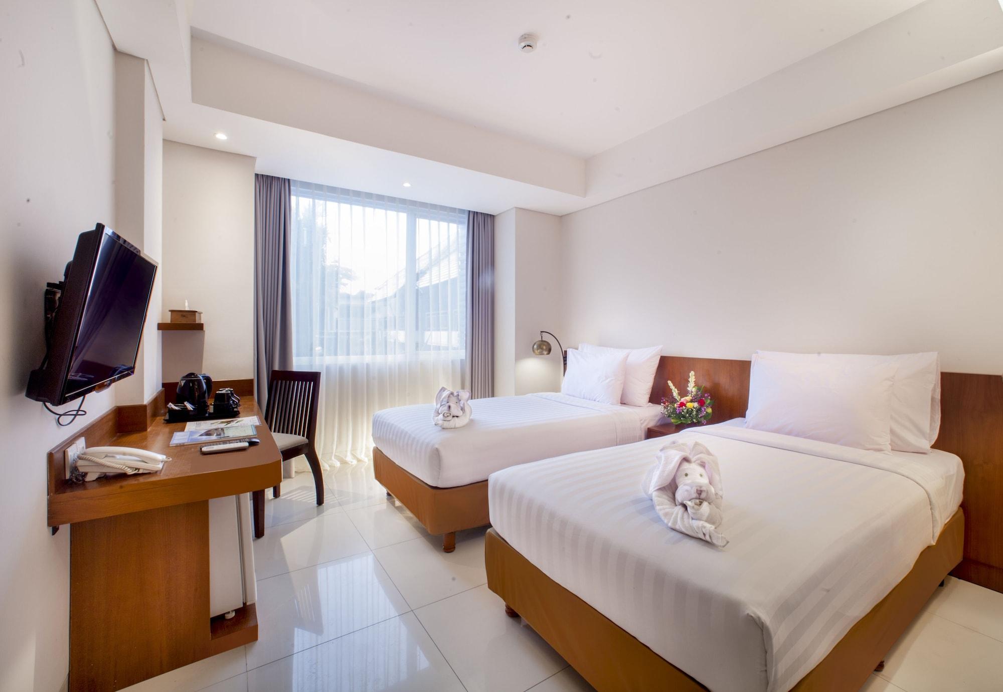 Signature Seminyak Hotel Экстерьер фото