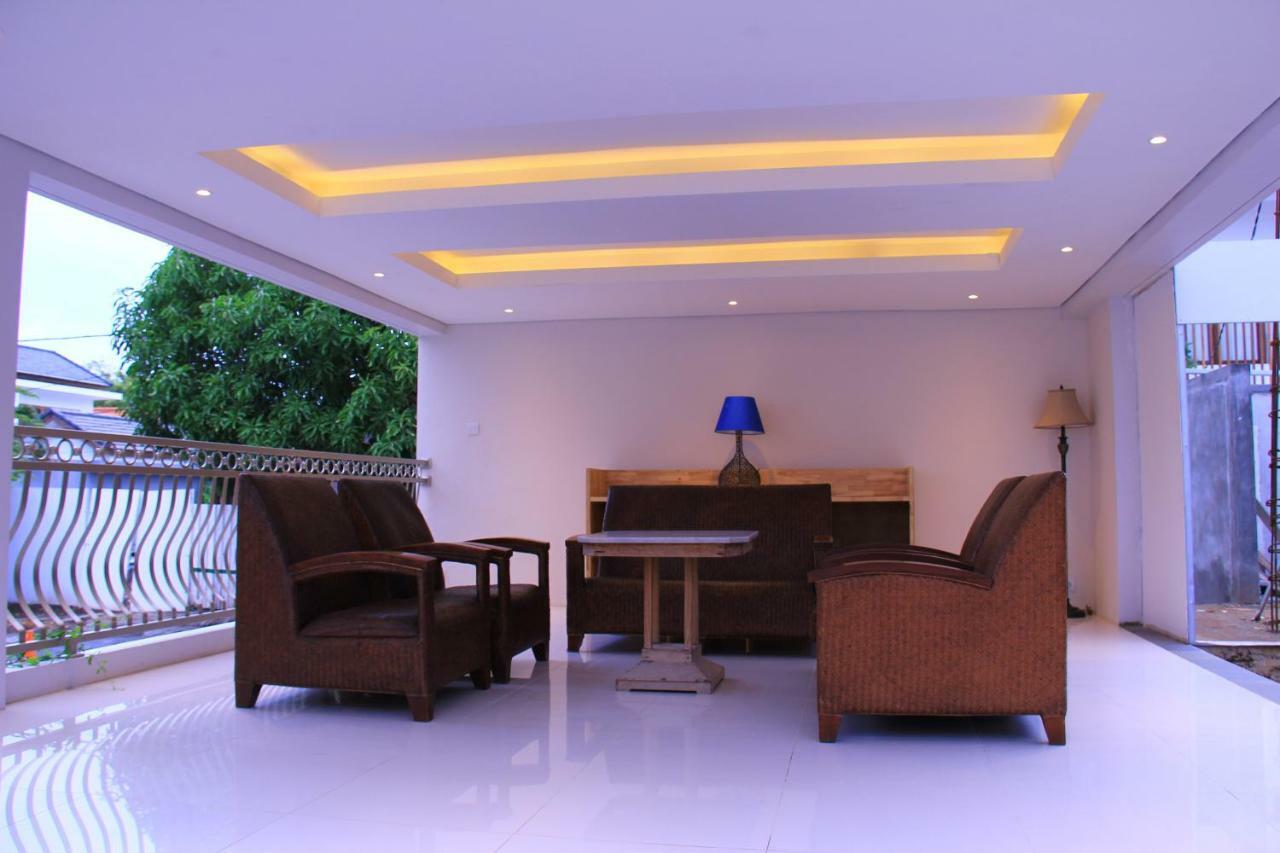 Signature Seminyak Hotel Экстерьер фото