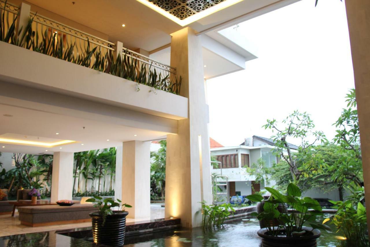 Signature Seminyak Hotel Экстерьер фото