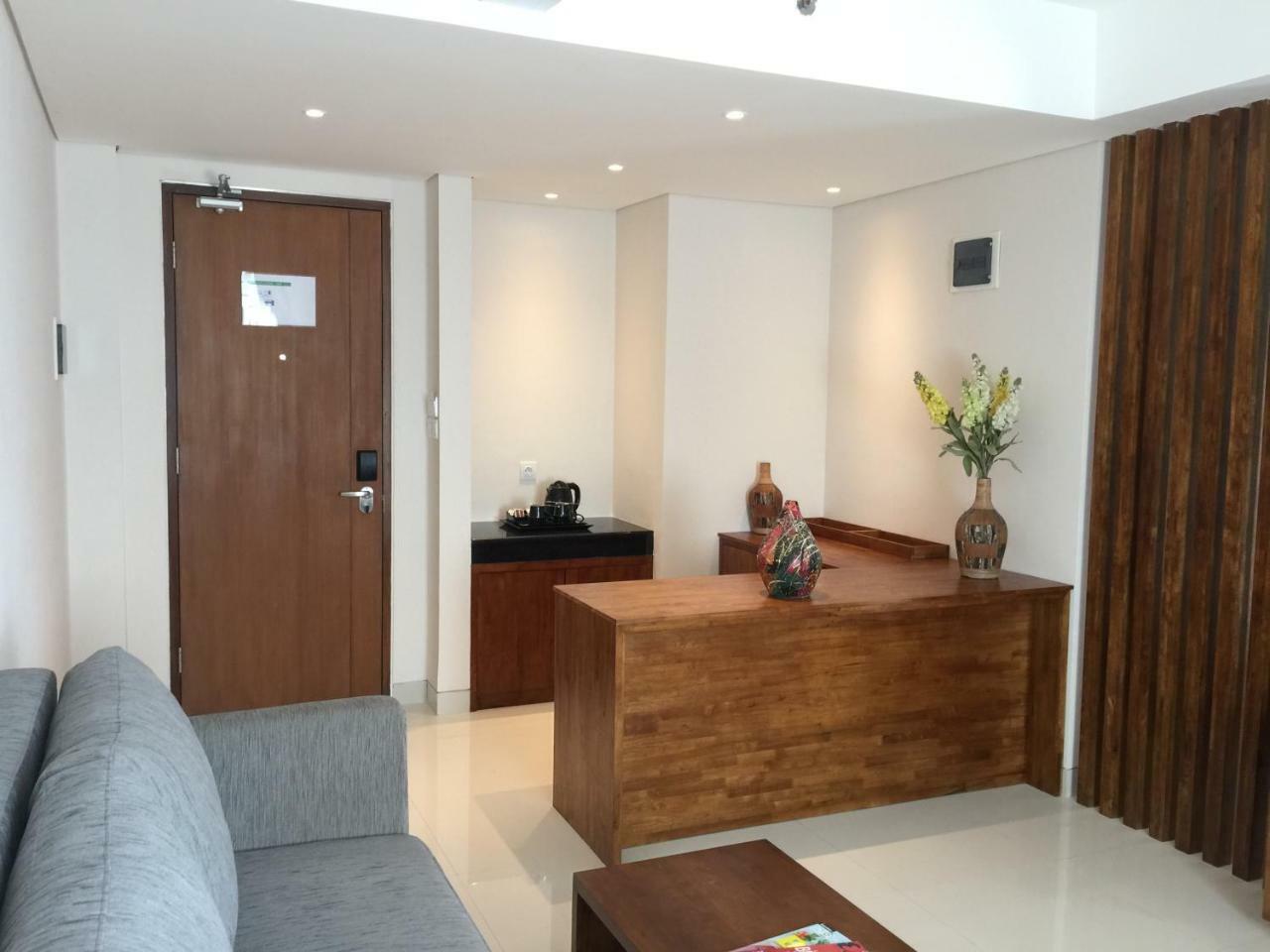 Signature Seminyak Hotel Экстерьер фото