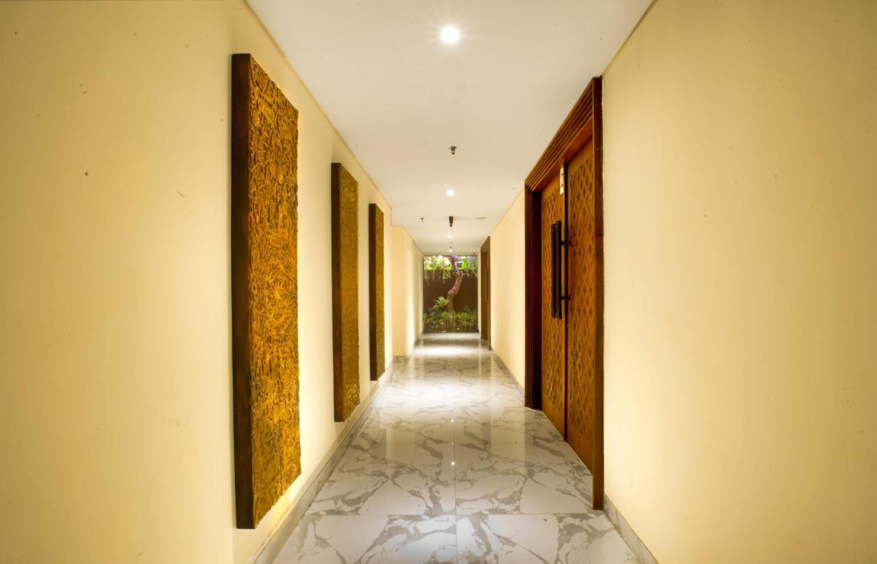 Signature Seminyak Hotel Экстерьер фото