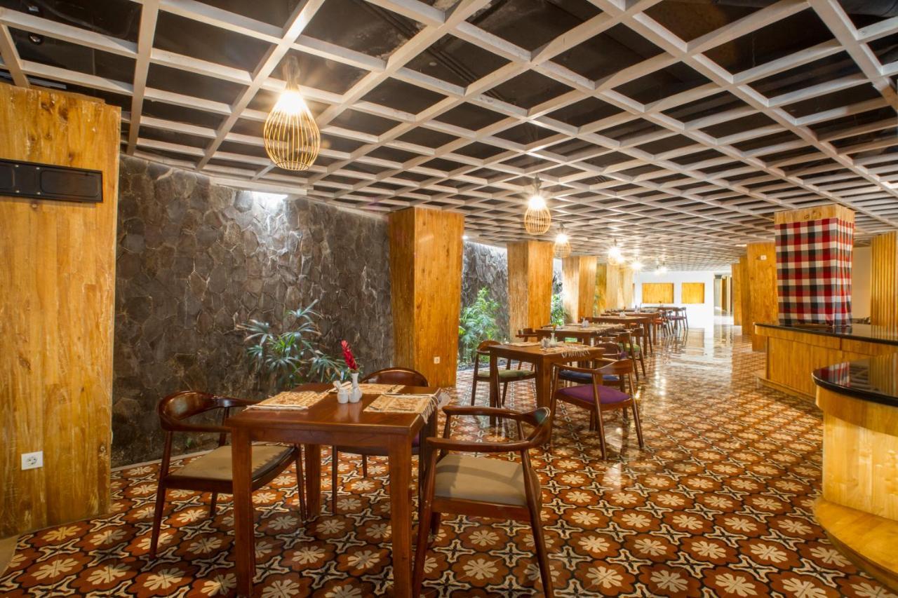 Signature Seminyak Hotel Экстерьер фото